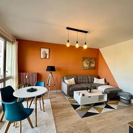 Le P'Tit Anatole - Joli T2 Avec Parking Apartment Poitiers Exterior photo